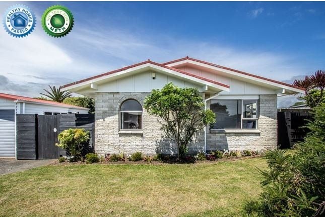 6 Mountainview Terrace, Otaki Beach, Otaki - Carousel 2