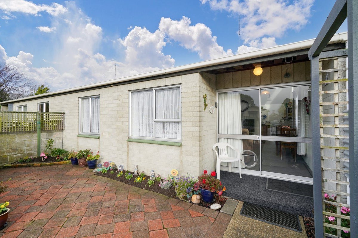 1/95 Bowmont Street, Appleby, Invercargill - Carousel 1