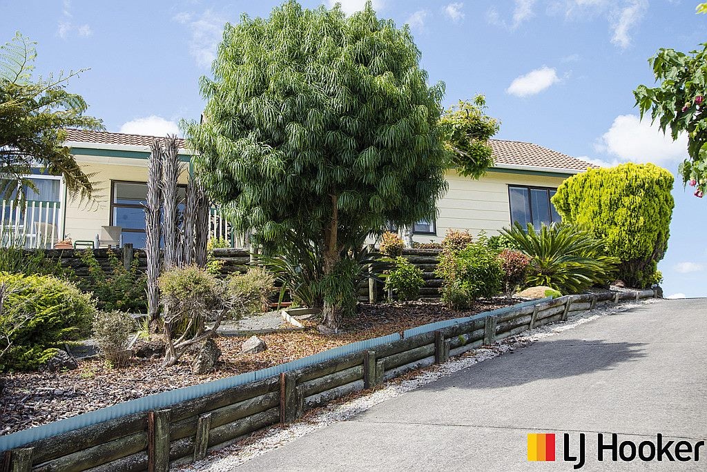 36 Bluewater Place, Wattle Downs, Auckland - Carousel 2
