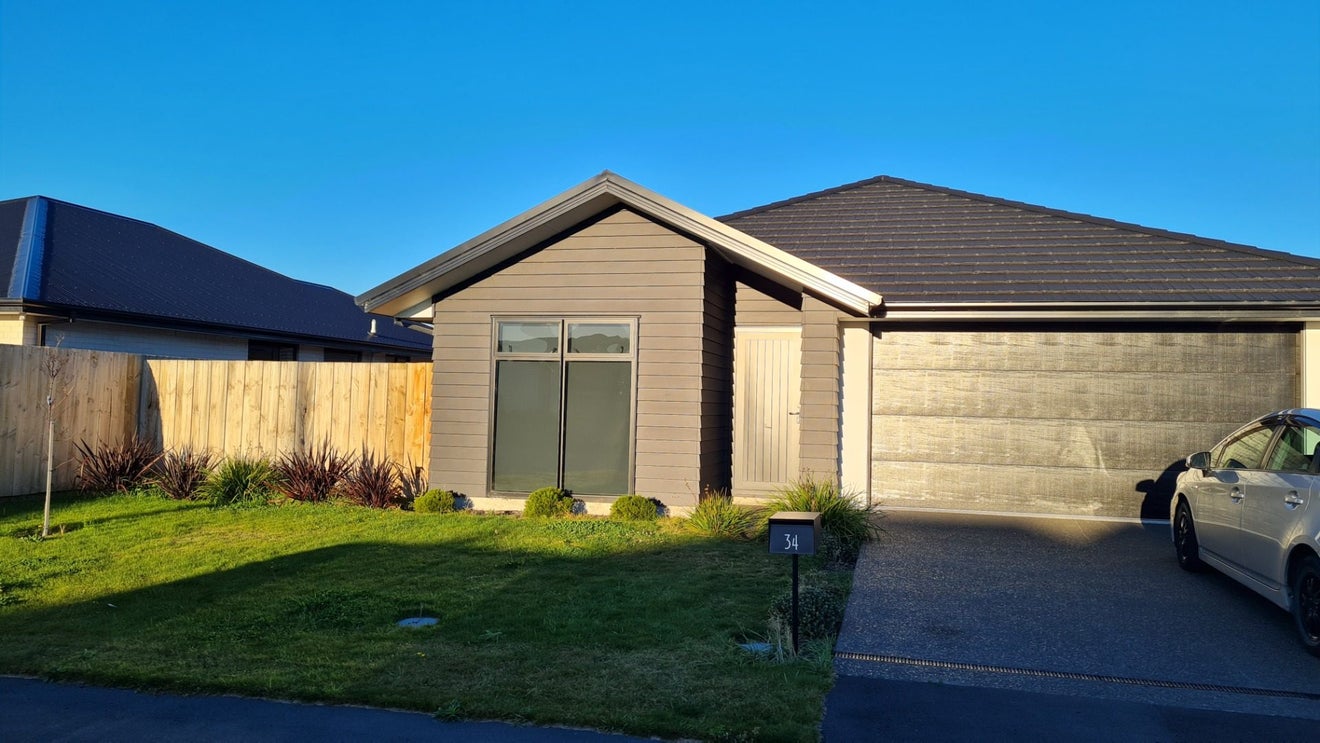 34 Blakes Road, Belfast, Christchurch - Carousel 1