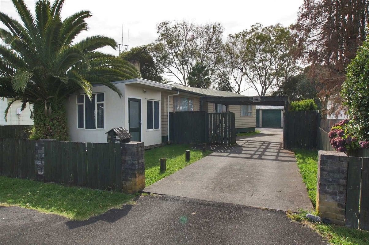 16 Coventry Road, Melville, Hamilton - Carousel 15