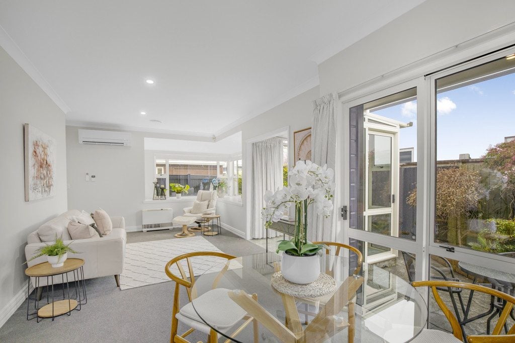 3/26 Myrtle Street, Hutt Central, Lower Hutt - Carousel 1