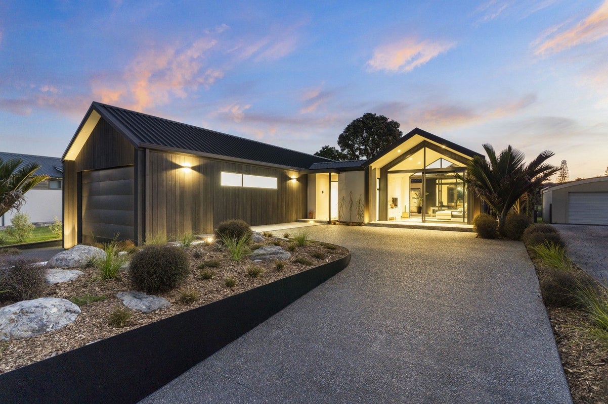 113 Bellona Road, Whangamata - Carousel 1