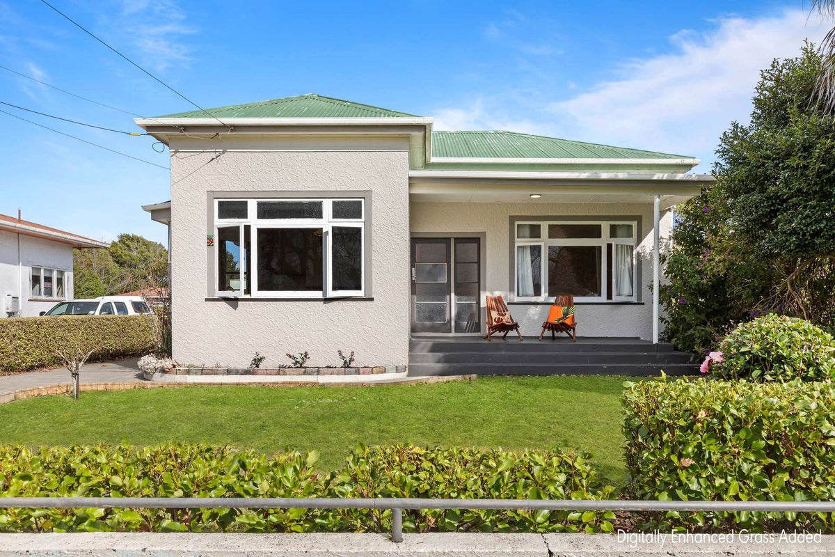 30 Patapu Street, Whanganui East, Whanganui - Carousel 2