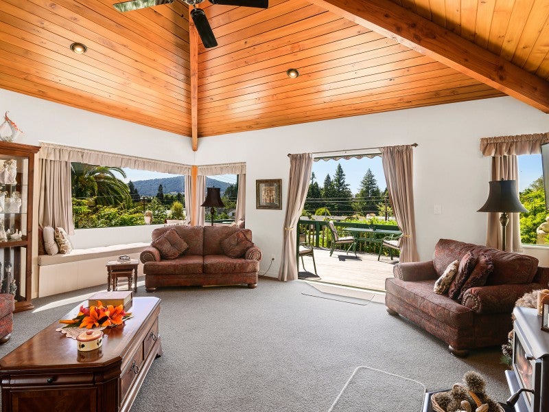 4 Tihi Road, Springfield, Rotorua - Carousel 2