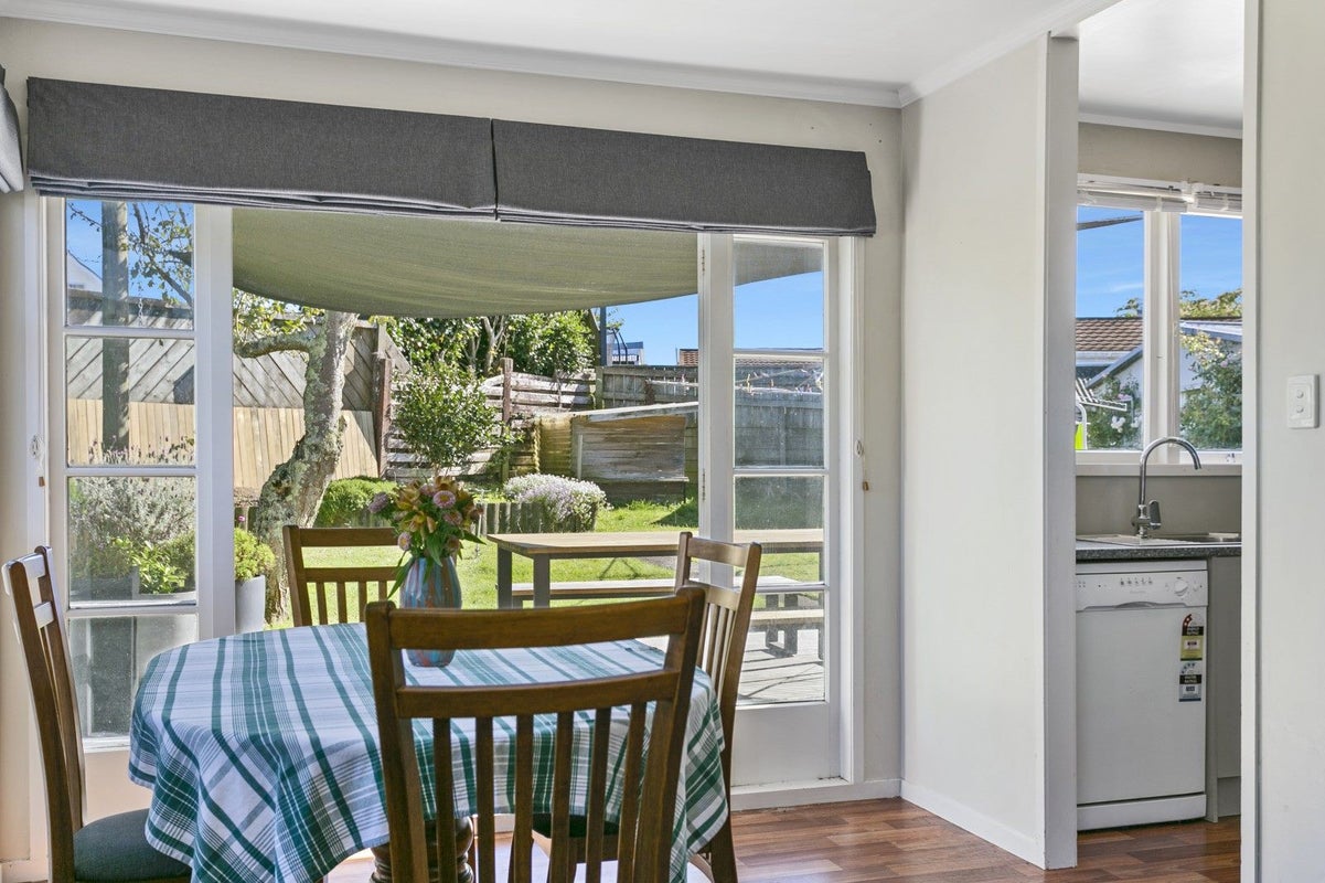 99 Hinemoa Avenue, Taupo, Taupo - Carousel 1