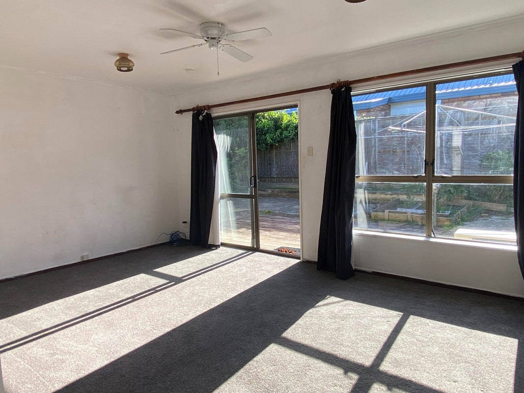 2/48 Russell Road, Manurewa, Auckland - Carousel 2