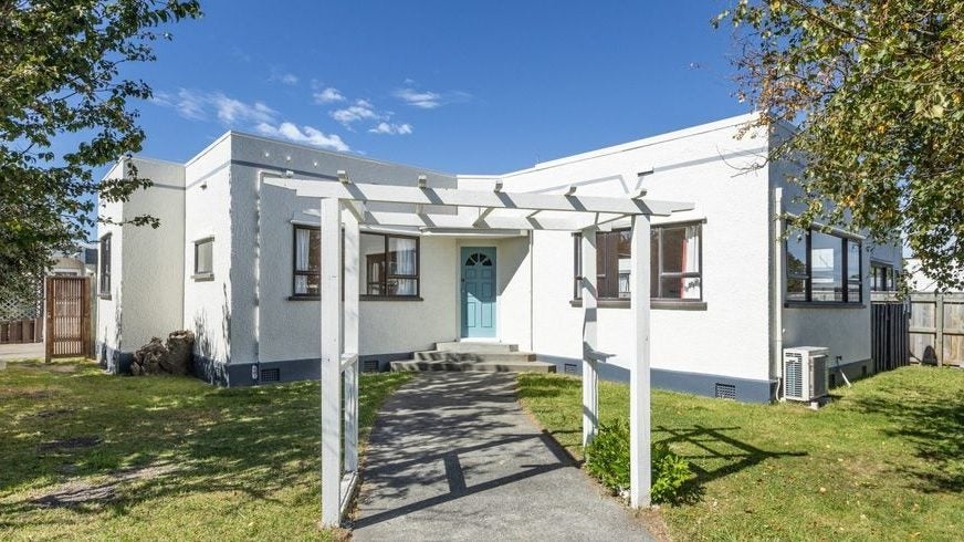 18 Morse Street, Marewa, Napier - Carousel 1