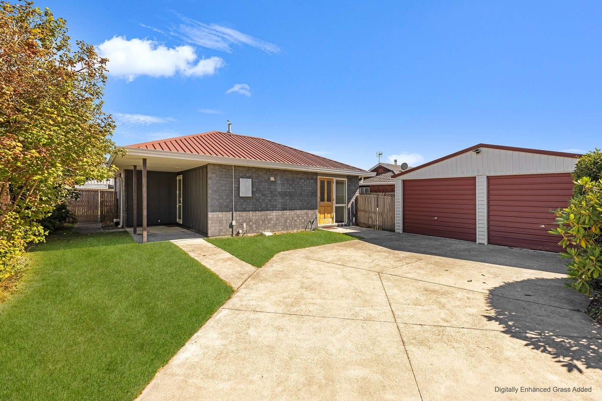 9 Honeysuckle Place, Northcote, Christchurch - Carousel 1