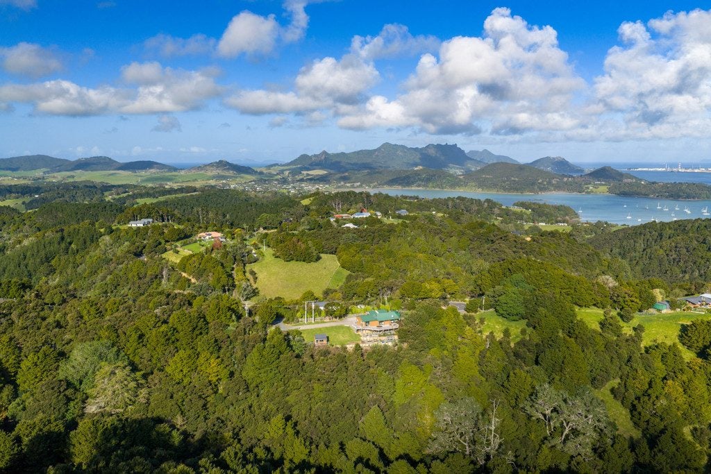 165 Owhiwa Road, Onerahi - Carousel 47
