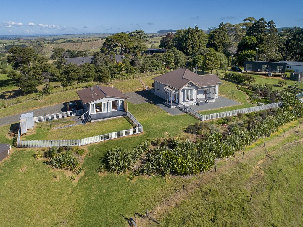 21 Shine Road, Helensville - Carousel 1