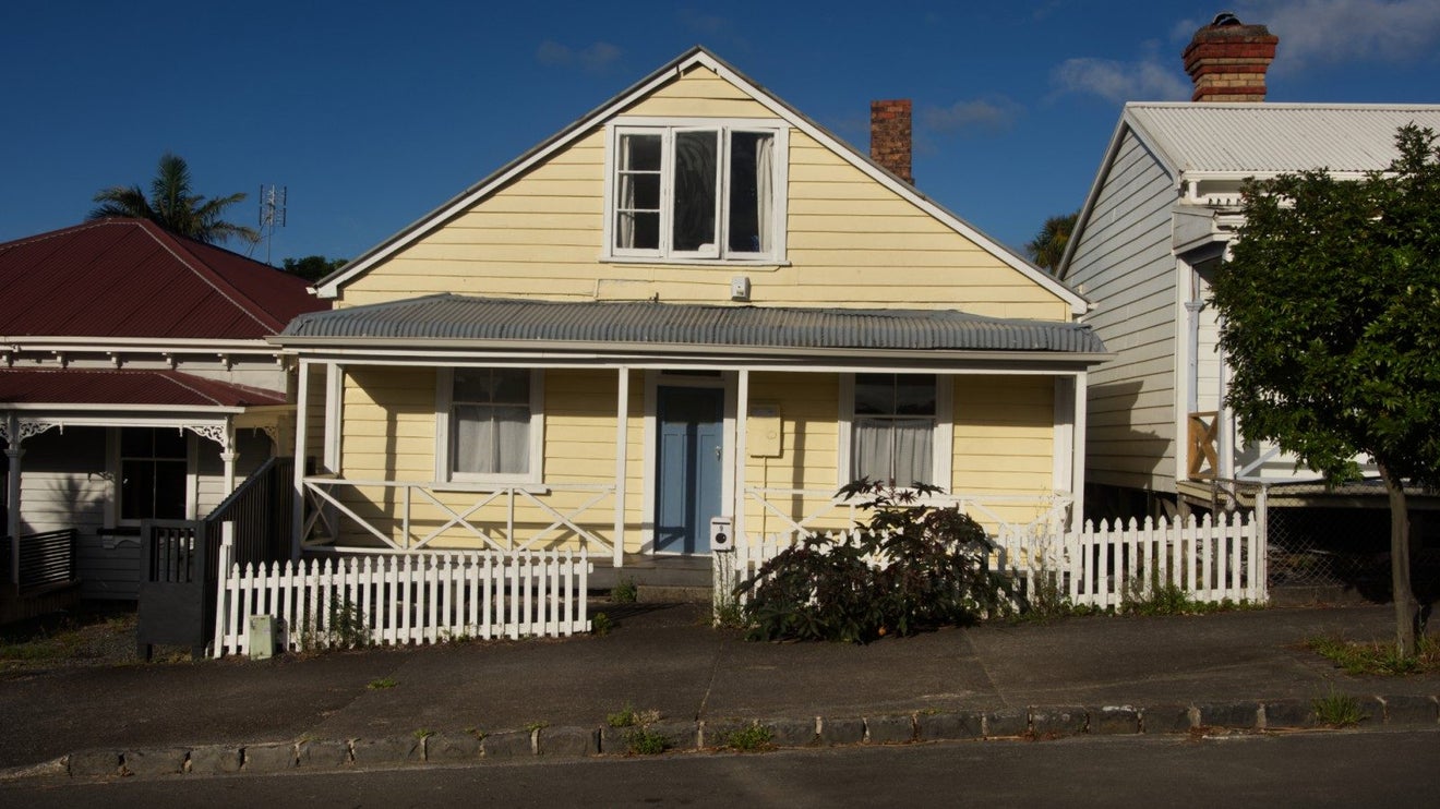 9 Bond Street, Grey Lynn, Auckland - Carousel 1