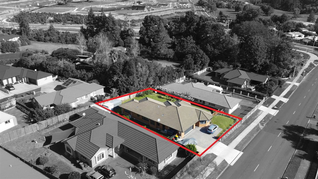 103 Dixon Road, Glenview, Hamilton - Carousel 21