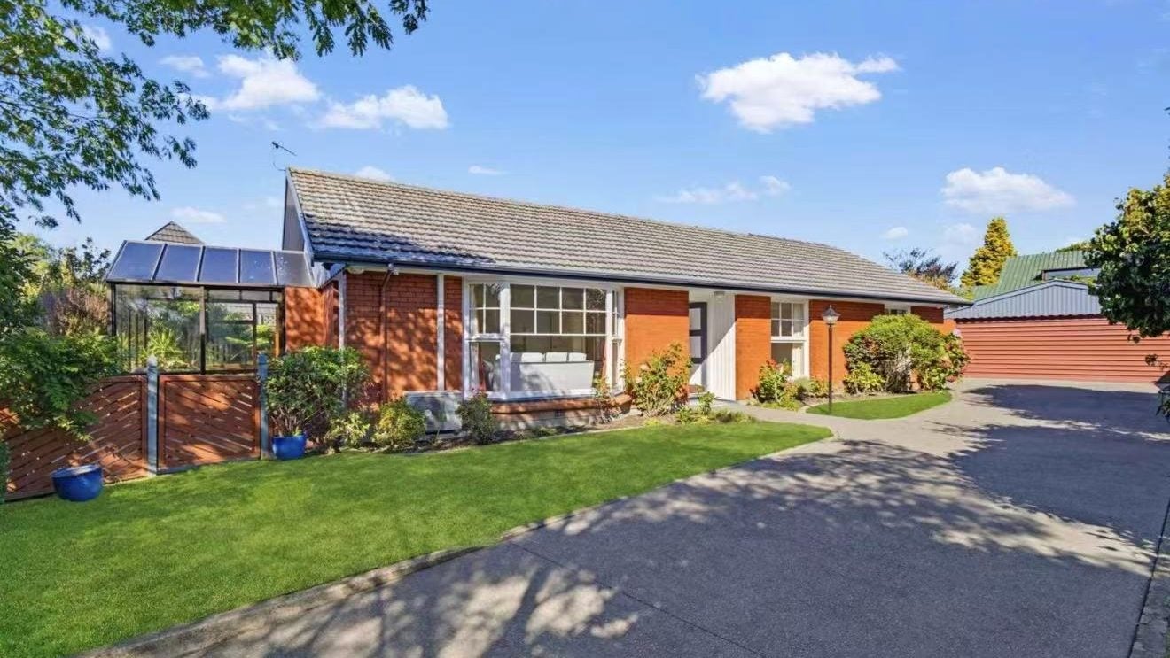 187 Maidstone Road, Avonhead, Christchurch - Carousel 1