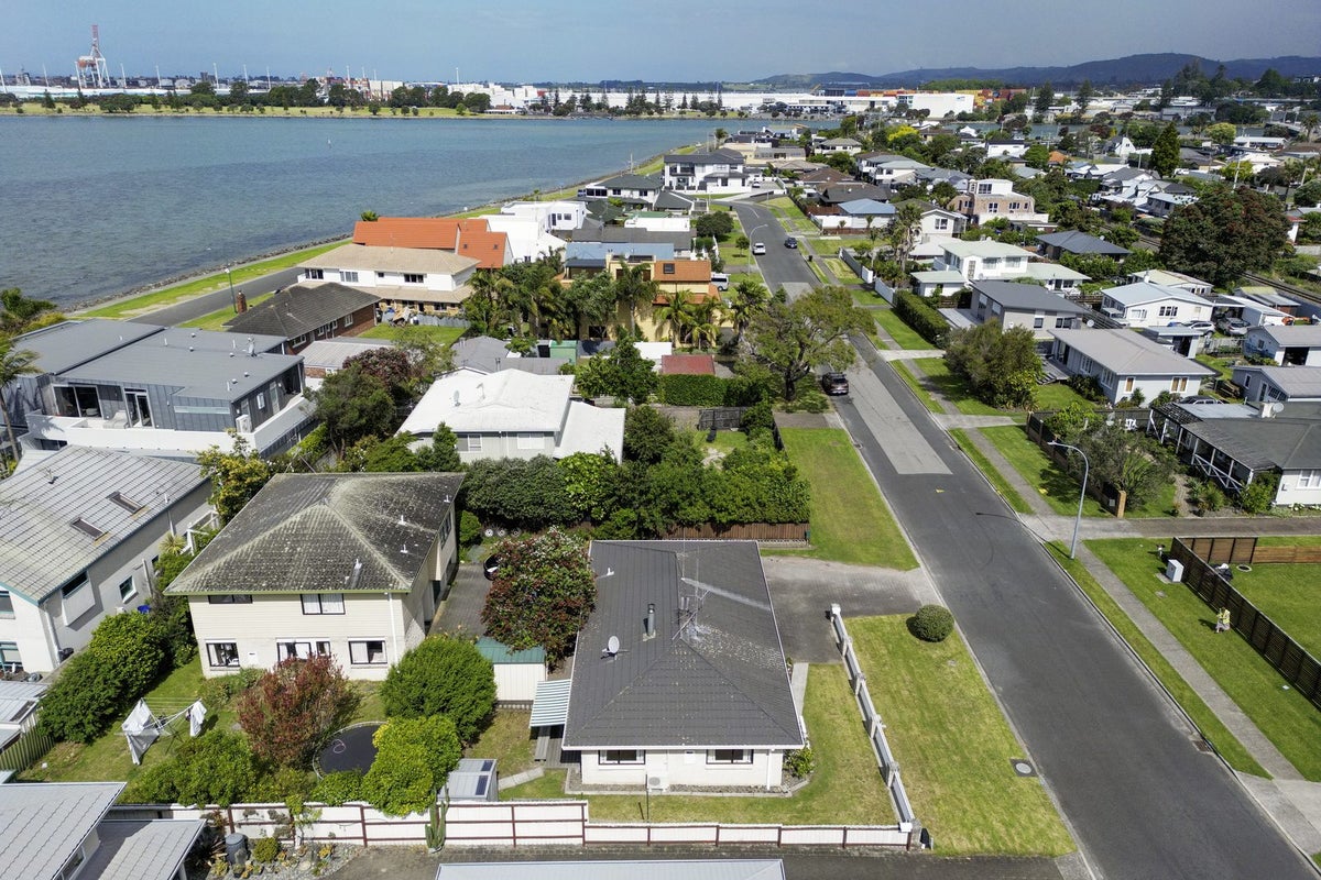 23A Kulim Avenue, Otumoetai, Tauranga - Carousel 2