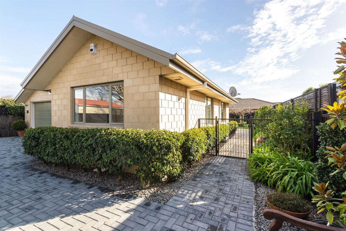9B Gardiners Road, Bishopdale, Christchurch - Carousel 20