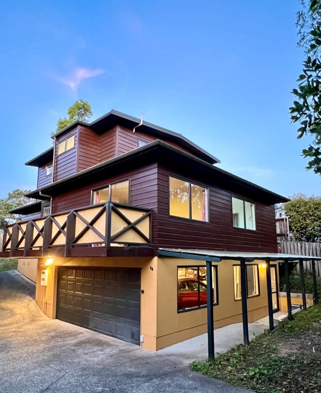 5A Titchener Street, New Lynn, Auckland - Carousel 1