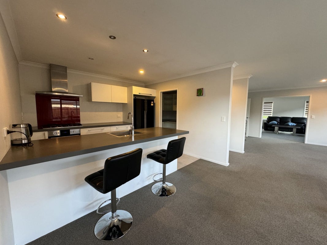 21 Winfield Drive, Wigram, Christchurch - Carousel 2