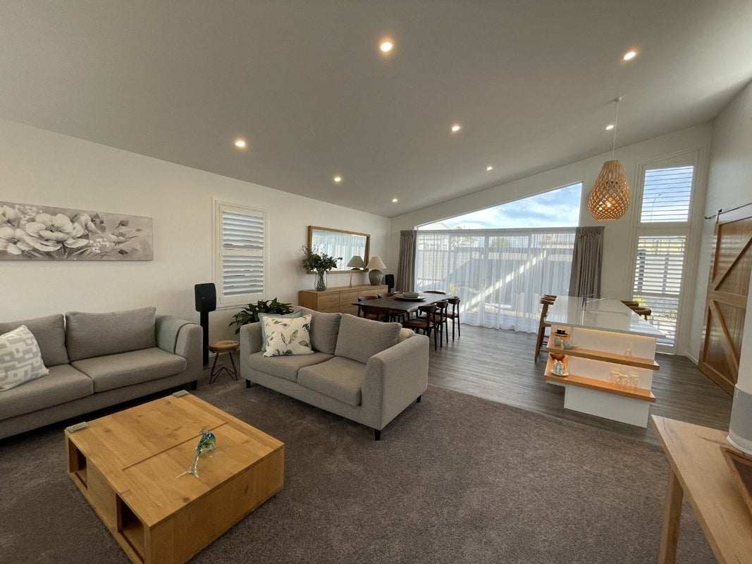 144A Charles Street, Westshore, Napier - Carousel 2