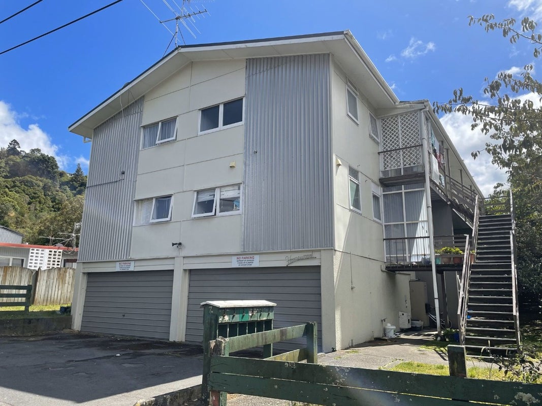 2/7 Bridge Street, Melling, Lower Hutt - Carousel 1