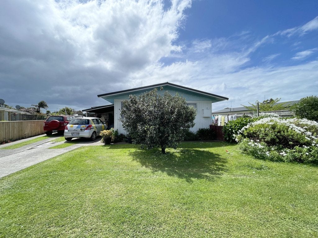 1/12 Natana Place, Whakatane, Whakatane - Carousel 1