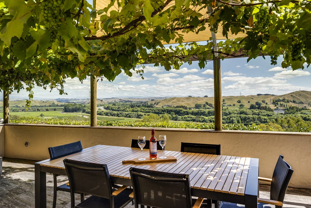 63 Omarunui Road, Waiohiki, Waiohiki - Carousel 1