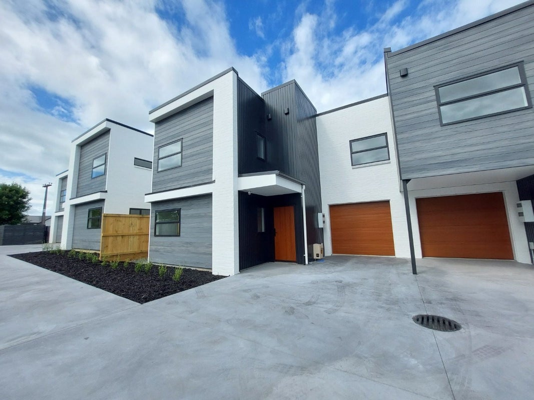 3/24 Endeavour Avenue, Flagstaff, Hamilton - Carousel 21