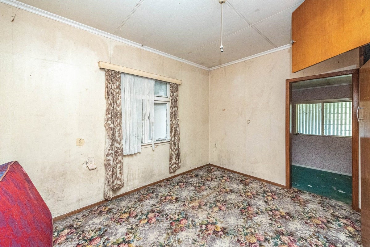 24 Stewart Street, Aramoho, Whanganui - Carousel 12
