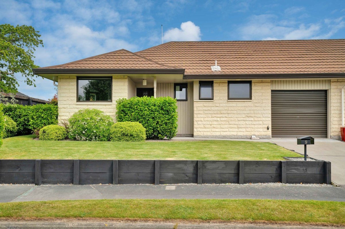 1/9 Shamrock Place, Halswell, Christchurch - Carousel 2