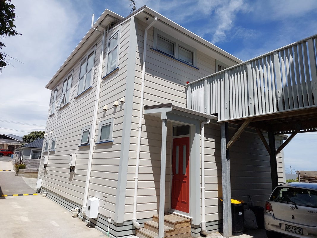 88B Overtoun Terrace, Hataitai, Wellington - Carousel 1