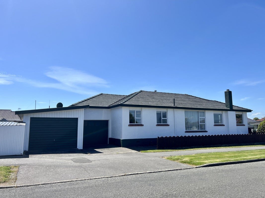 321 Elles Road, Strathern, Invercargill - Carousel 17