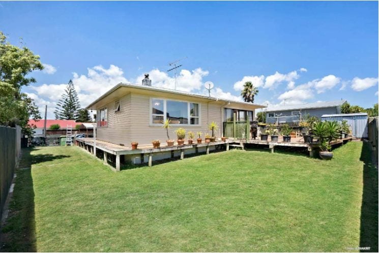 6 Dreadon Road, Manurewa, Auckland - Carousel 13