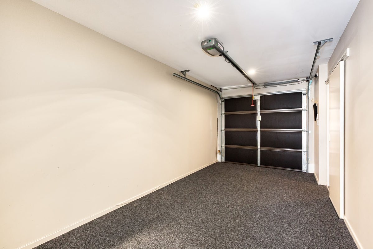 159 Grant Road, Thorndon, Wellington - Carousel 14