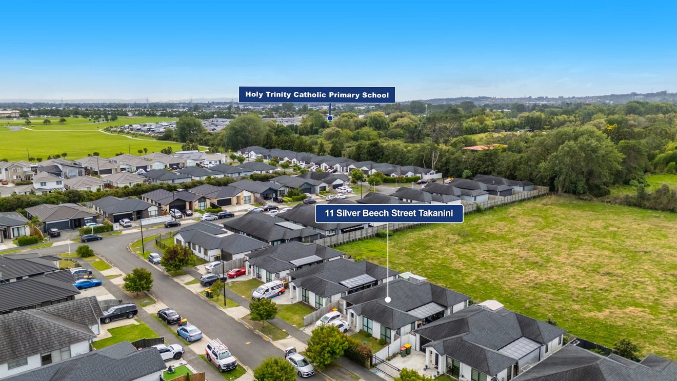 11 Silver Beech Street, Takanini, Auckland - Carousel 2