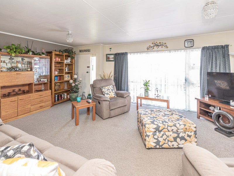 15 Ward Street, Aramoho, Whanganui - Carousel 2