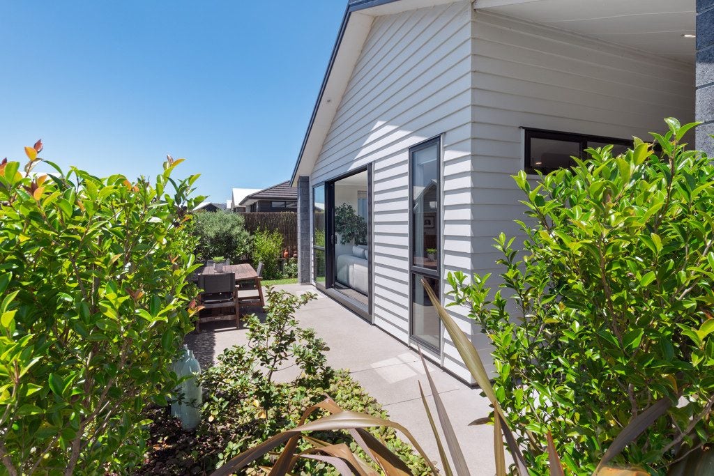 2 Sable Lane, Pyes Pa, Tauranga - Carousel 21