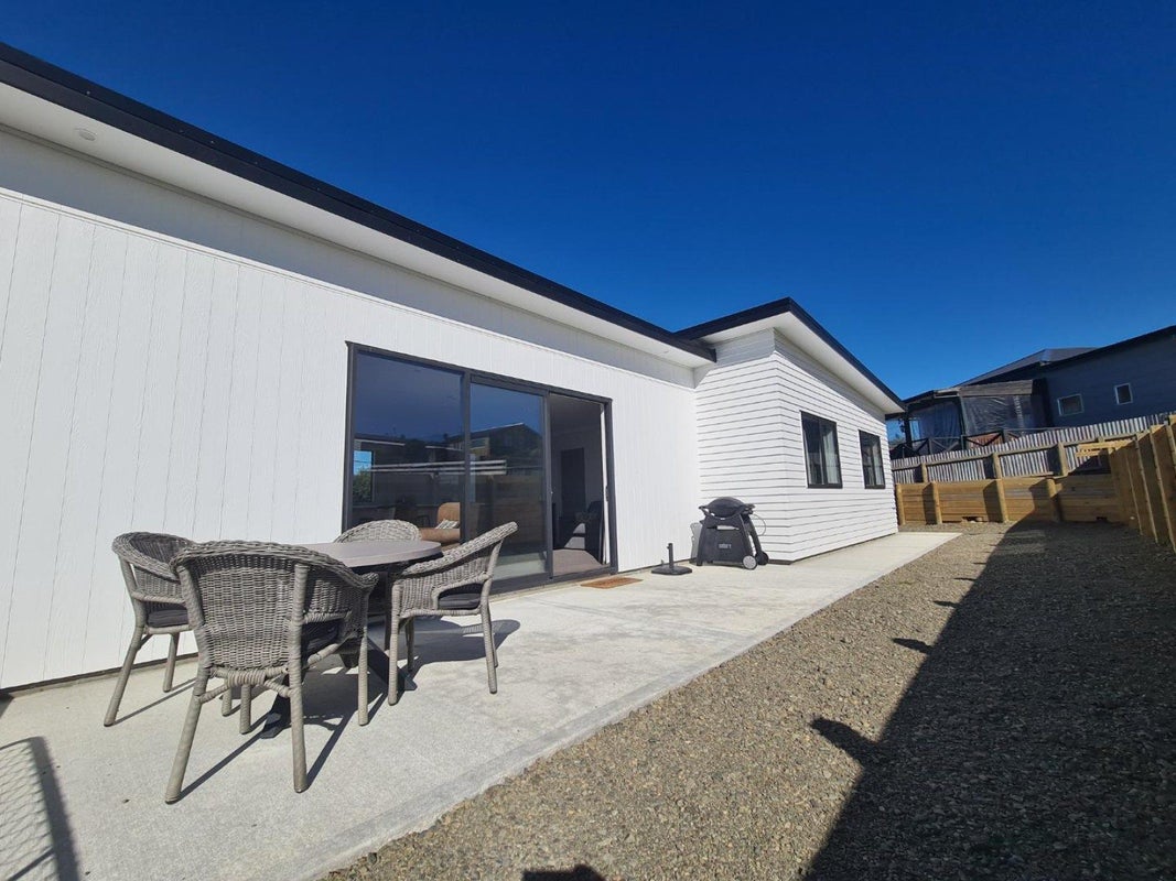 16 Morton Street, Riverton/Aparima - Carousel 14
