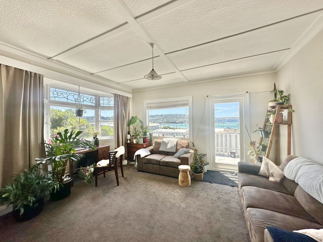 200 Rongotai Road, Rongotai, Wellington - Carousel 1
