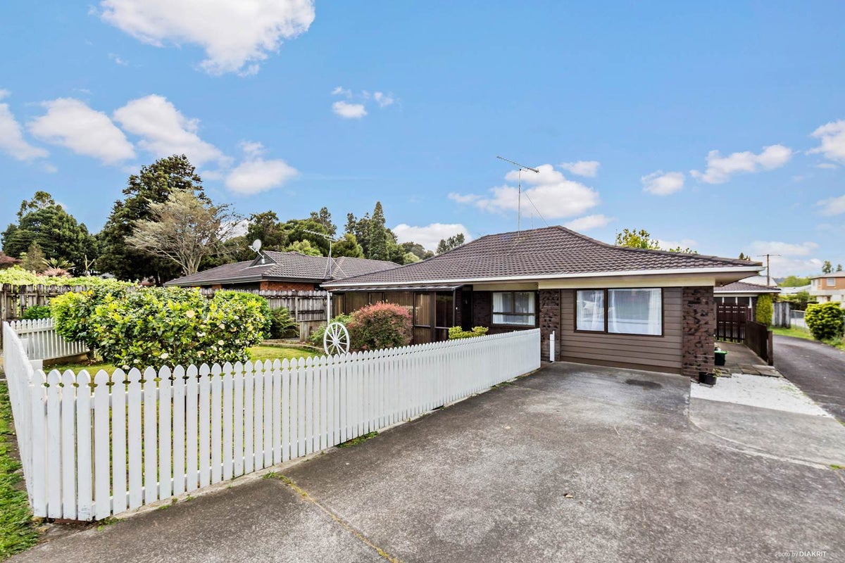 1/352 Great South Road, Opaheke, Papakura - Carousel 2