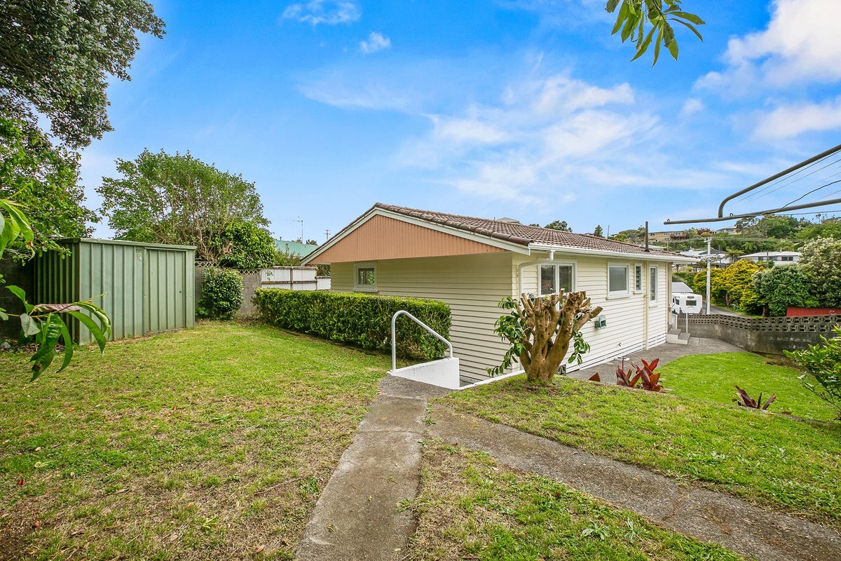 188 Ngamotu Road, Spotswood, New Plymouth - Carousel 16