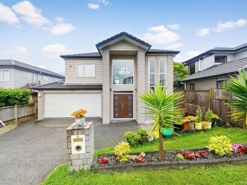 14 Kildare Road, Flat Bush, Auckland - Carousel 1