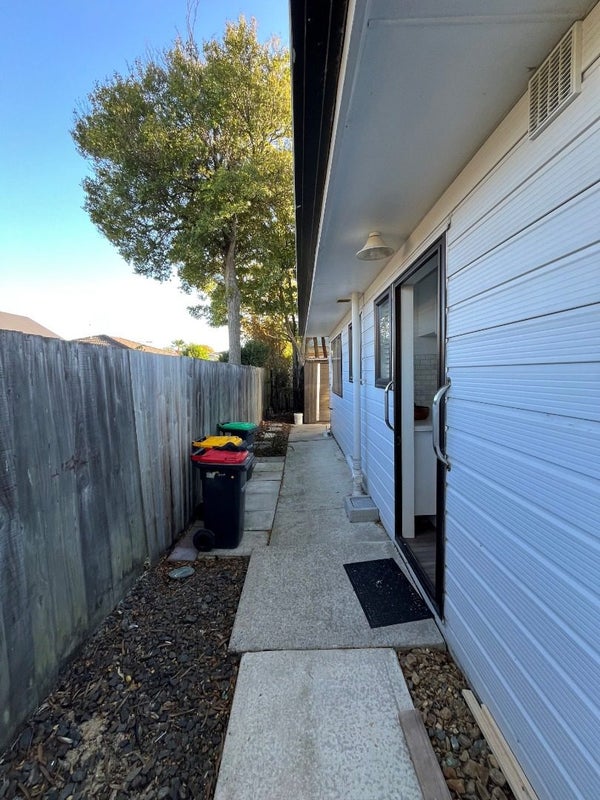 2/85 Mandeville Street, Riccarton, Christchurch - Carousel 14