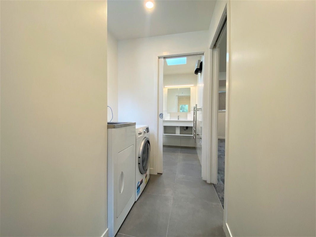 200 Sydney Street West, Thorndon, Wellington - Carousel 16