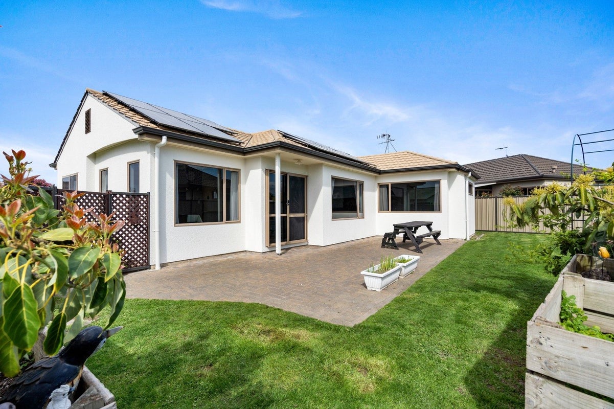 19 Aintree Place, Taradale, Napier - Carousel 1
