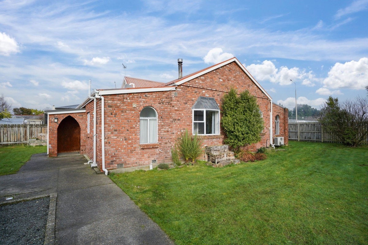 3 Catherine Street, Windsor, Invercargill - Carousel 1