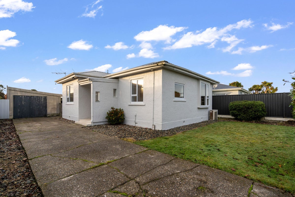 5 Stirling Street, Windsor, Invercargill - Carousel 1