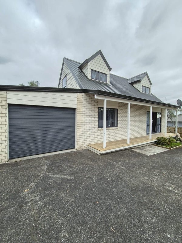 6A Blacklock Avenue, Henderson, Auckland - Carousel 1