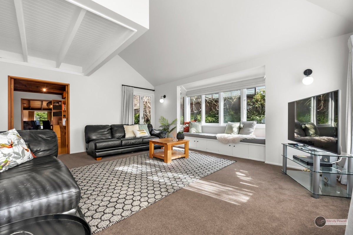 50 Brunswick Street, Hutt Central, Lower Hutt - Carousel 2