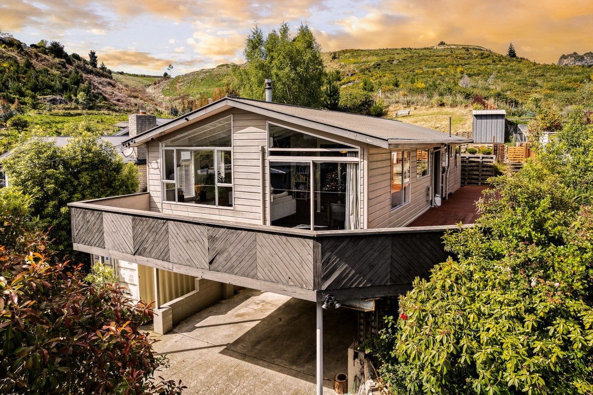 30 Roy Crescent, Concord, Dunedin - Carousel 1