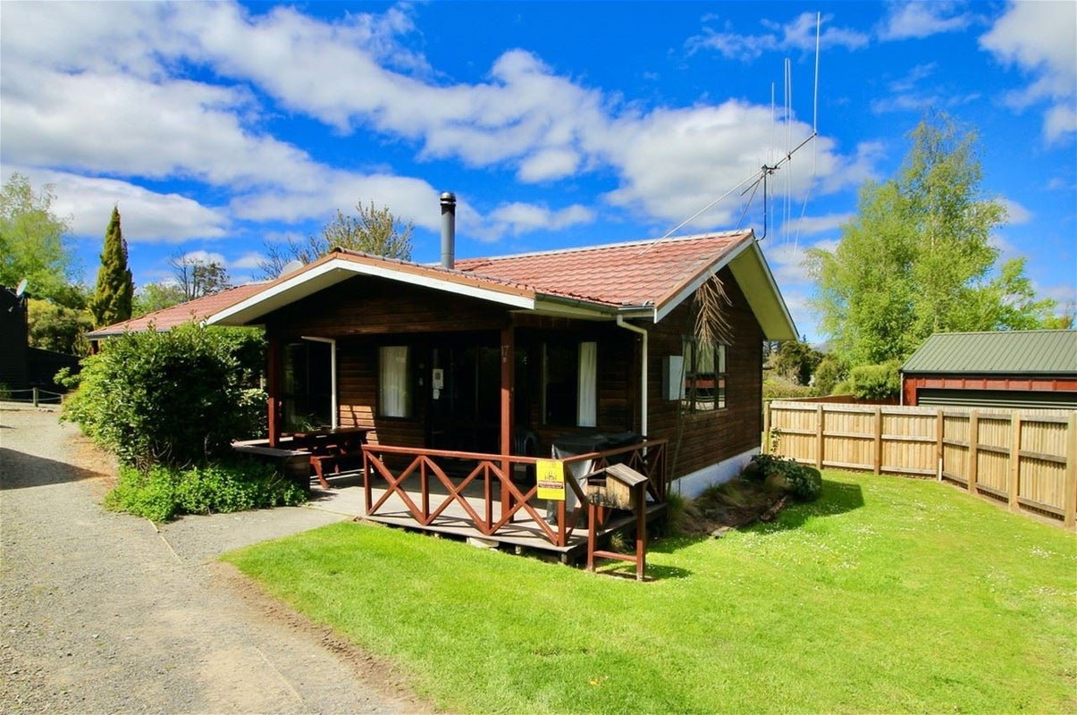 17B Denby Place, Hanmer Springs, Hanmer Springs - Carousel 1